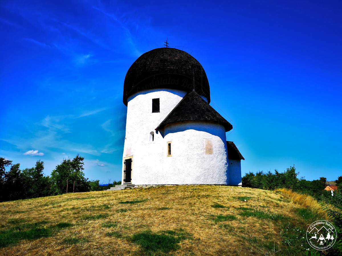 Ösküi kerektemplom (Rotunda)